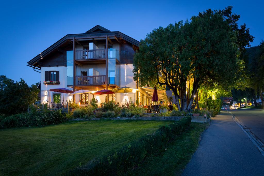 Fruehstueckspension "Schlosswirt" Ossiach Exterior foto